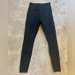 Pact women’s black pureactive crossover legging small